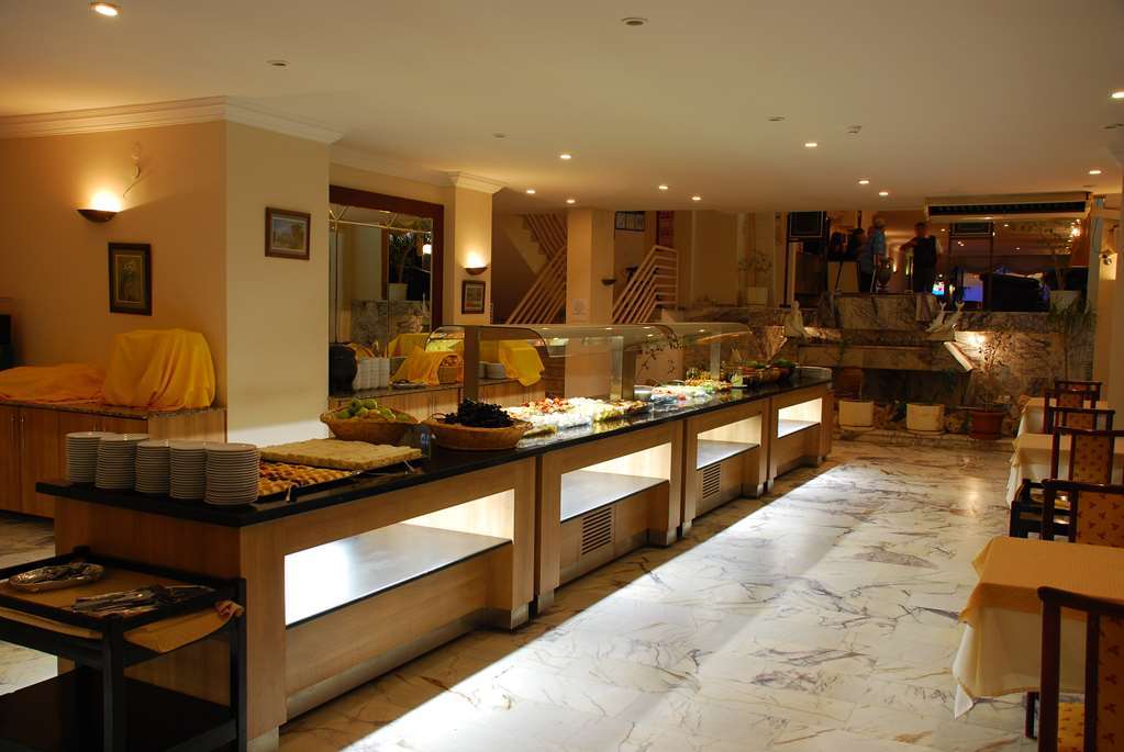 Tuntas Beach Hotel Altinkum Didim Restoran foto
